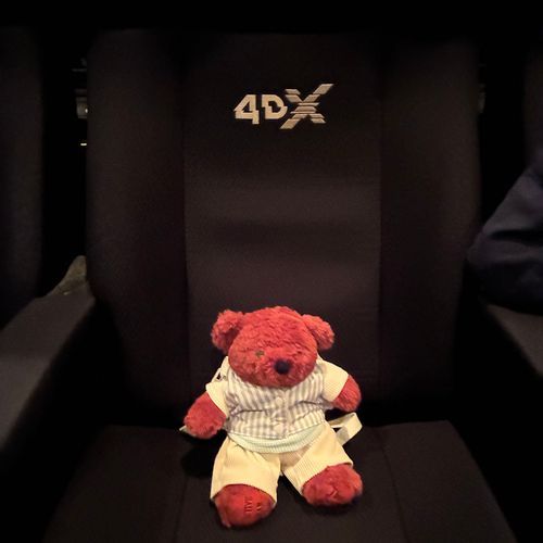先月はお台場で4DXで映画を観たぞ。ボウヤはよく吹っ飛ばされなかったな…