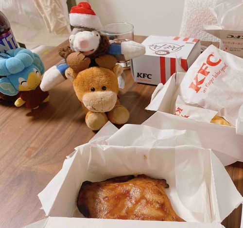 みずきちが仕事をおさめたので、今日がぼくたちのクリスマスです。