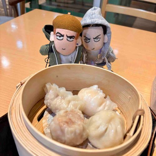 だる着で中華🥟