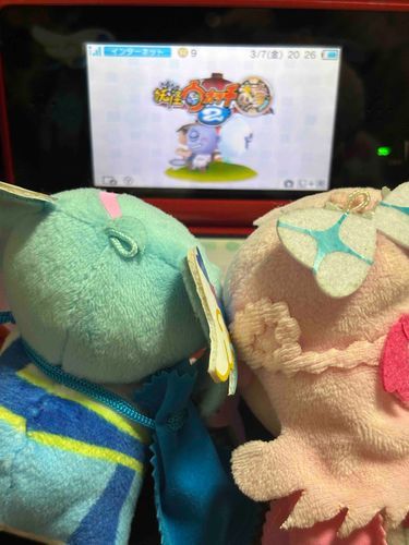 🩵「妖怪ウォッチ、懐かしいですね〜！」
‎🤍「持ち主さんは本家派、持ち主さんのお姉さんは元祖派だよ！みんなはどっちだった？」