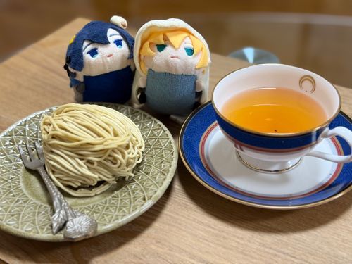 もんぶらん　は　いつたべても　うまい
秋は　とくにうまい

もちんば