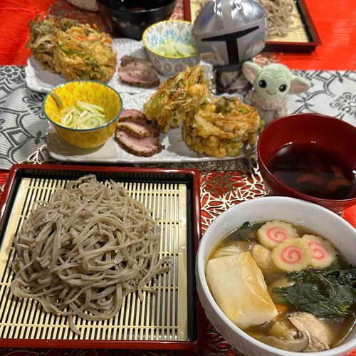 年越し蕎麦♡
2025年もよろしくねっ♫