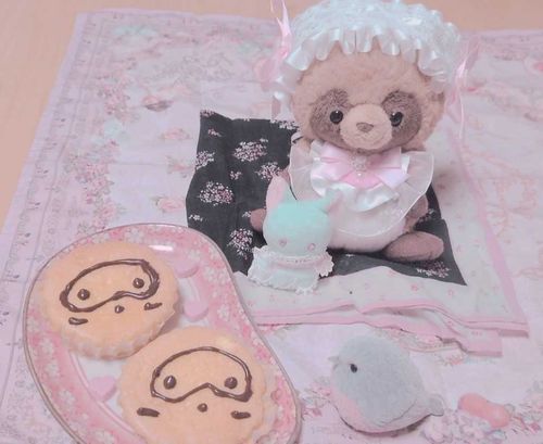 かいぬしさんが たぬきさんのまどれーぬ✨️🥧をつくってくれたんだよ💛🫶
