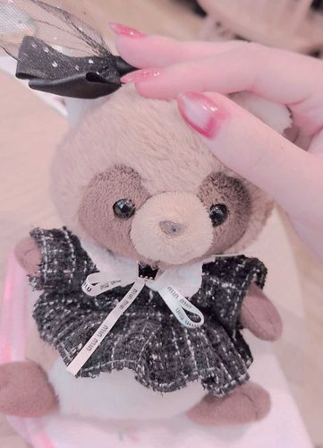 きなこ✨️💛
なでなでだいすきなんだよ〜🌷✨️
かいぬしさん もっとなでなでしてほしいんだよ〜💕