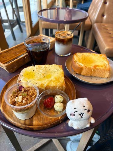 うまうまもーにんぐ🍞