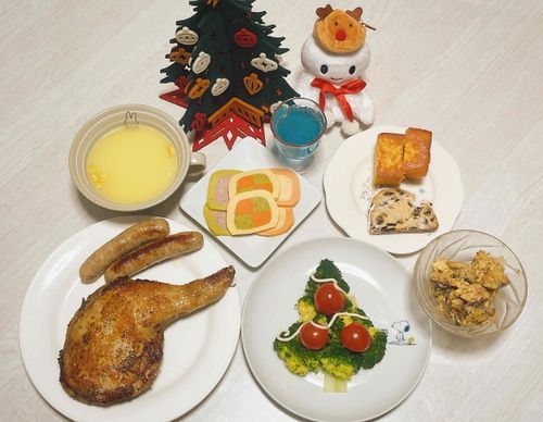 くりすますの　ごちそうだ！