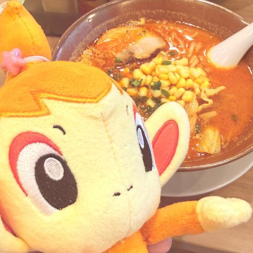 ラーメンとヒコザル