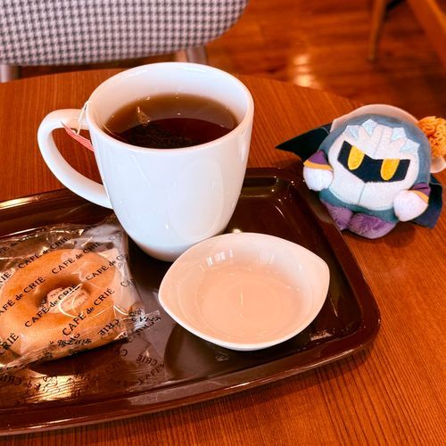 ドーナツとコーヒーとメタ様