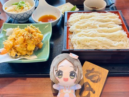 おいしいごはんをたべにいきましたわ🌸
