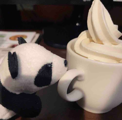 はじめてネットカフェにきた。
主は、じっかにいたときから
よくりようしてたらしい🐼
のざきくんばっかりよんでた🐼