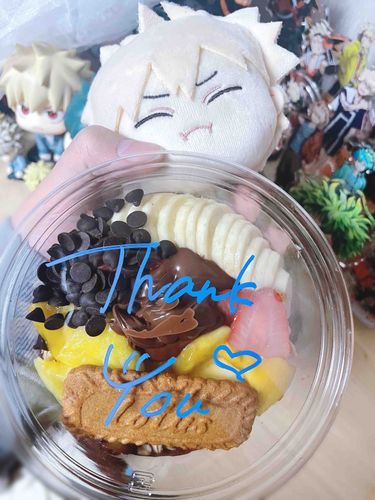 アサイー🥣💜
もぐもぐなお顔のかっちゃんと🧡
