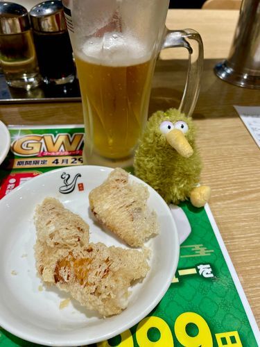 ういん♪
貝柱の揚げ春巻きとビールういん。
外はさっくり、中はとろりでういん🤤