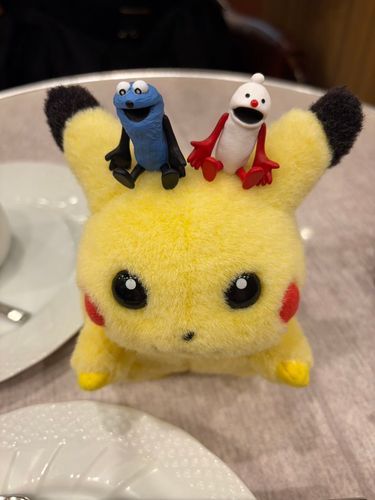 ぷ～ﾁｬ

ママのお友達とカフェにきたでちよ✌️
ママのお友達さんに スンスン と ノンノン  乗せられたでち( ᴖ⩊ᴖ )
プクと遊んでくれて ありがと でち☝️💛