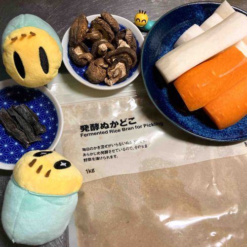 ぬかどこを育てるよ！おいしくなぁれ♪