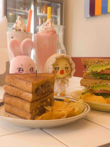びょりちゃん さんどいっち すき
おにくも すき


よこしなさい