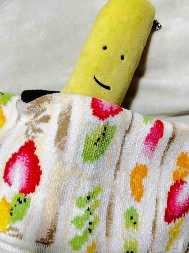 かわいいたおるはんかち　もらったから　ふとんにしてまーす