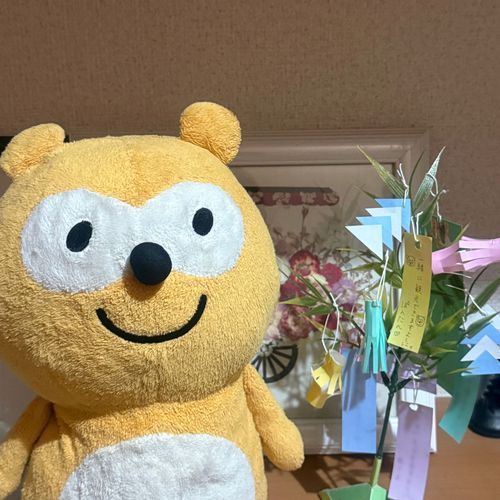 今日は 七夕 やにー\( ˆoˆ )/
ぽんたんも 今年も短冊書いてもらったにー!!(^o^)
たくさんお出かけできるかな〜
