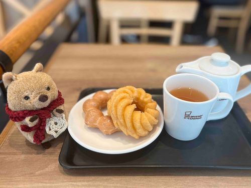 やんやんとドーナツ🍩
チュロスもおいしいよね〜！