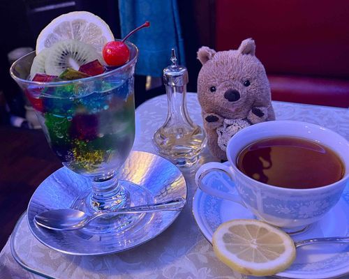 きょうとに いってきた！
ゼリーポンチというらしい🍒
キラキラ きれいな とうめい