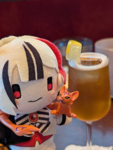 「暑いですね。冷たいものでリフレッシュしましょう」