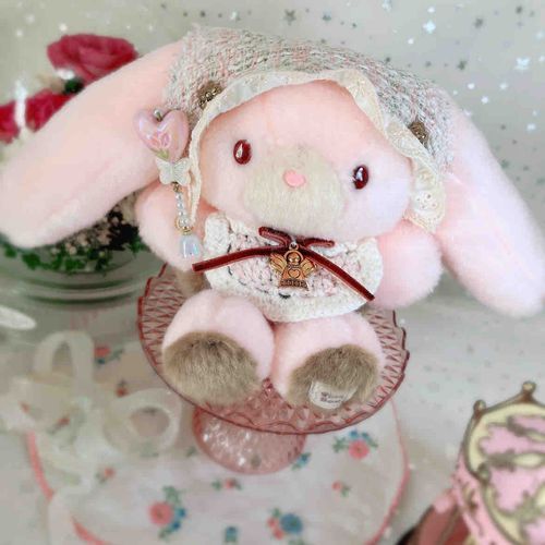 シャンテ･ピクスちゃんお迎えしました！作家さんの作品の子で今日来てくれました。おめかししたかわいい妖精さんが来てくれて超Happyです！

これからシャンテちゃんをよろしくね！