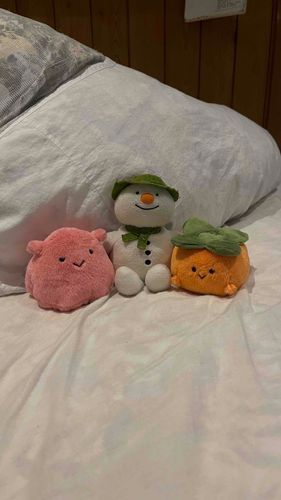 ん、、？ メンダコさんと柿子に挟まれたよぉぉぉぉ、ぽよっ