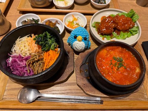 ビビンバにユッケジャンスープにヤンニョムチキンに…辛すぎ🐧💦