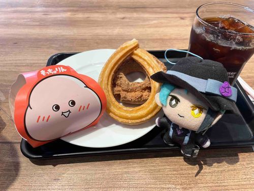 🎩🐬貴方がもっちゅりんさんですか…。いただきます❣️
