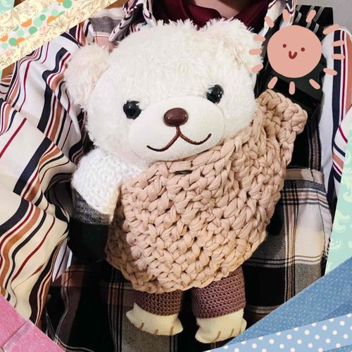 やぬし　あたらし　だっこひも　つくってくりた　いままでよりも　もっと　ぴったんこ　うれし　んふふん