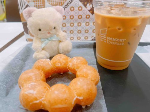 話題のあれは テイクアウト🍩
ねこ