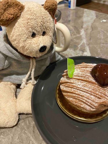 なんでもない日のケーキっておいしいね