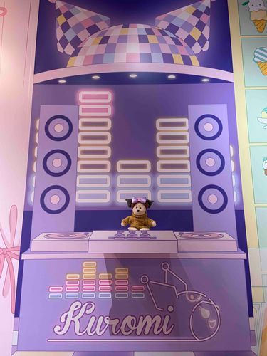 ピューロランドでクロミちゃんDJ🕺