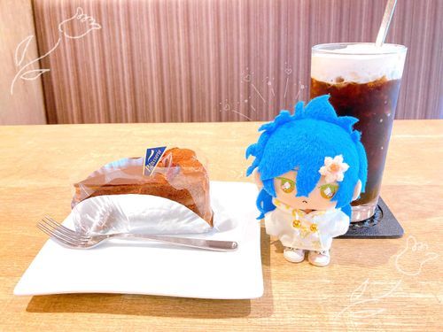 みんな おはよう

ぬし さむいのに あいすこーひー のんでる

せっしゃ は ぶらっくこーひー と こうちゃ が すきで ござる