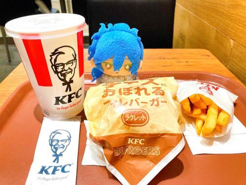 みんな おつ

けーえふしー の あたらしい ちーず ばーがー

これ すごく おいしかった で ござる