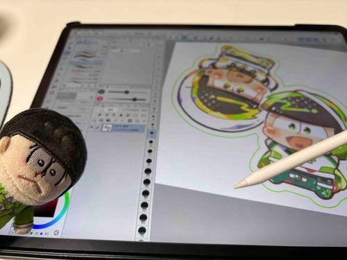 ほわぬ、iPadのフィルムが取れないから上から新しいフィルム貼ったよ

新しいフィルムに挨拶してね