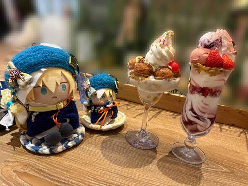 大『ぱふぇ！いちごの、ぱふぇ！』

ゆび『いちごはふぉろわーさんのだ。
俺たちのはたこ焼きだ』

大『むぅ？たこやき？』

ゆび『たこ焼きだ』

大『たこやき…？』

ゆび『たこ焼きだ』