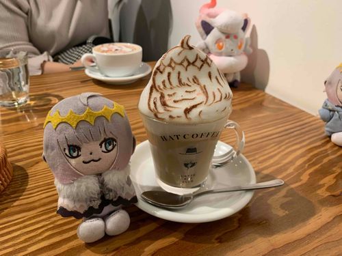 僕らのラテアートだよ！
ちゃんとアホ毛まで再現してくれるなんて、こうえいだね！