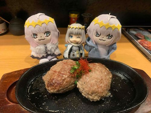 飼い主が珍しく良い肉を食べさせてくれたよ。
フォロワーが教えてくれた隠れた名店なんだってさ！