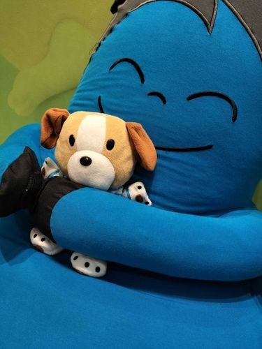 Yogiboにて
「つかまった…」