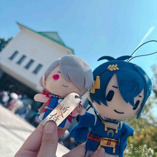 きょうは あるじさまと あるじさまの おとうさまのきんじ のみかづきさまと みんなで とくびに いってきました！

みかづきさまは とってもきらきらしてて
すごくひきこまれました！

とってもたのしい いちにち でした！