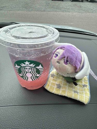 かしら!!雲さんとわたしの色です!!