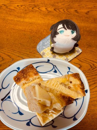 近所にできた千葉からの移住者さんが開店したパン屋さんのパンだよ
美味しそうだね主
