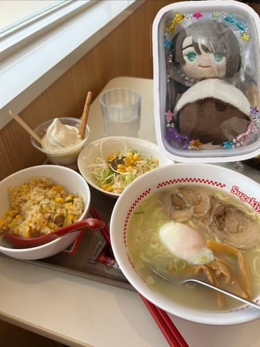 ま:久しぶりに寿がきやにきたのに一緒に撮れなかったからってこういう形はどうかと…
く:いいんじゃない?これはこれで面白いよ