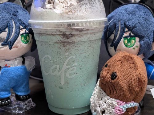 黒糖わらびちゃん
「え……？
これは……なんですか？？」