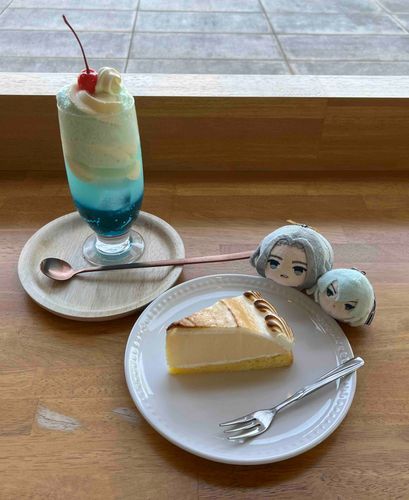 レモンケーキとクリームソーダと俺と江雪。かぁいいね。