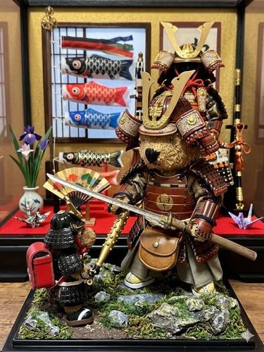 5月だよ‼️
もう〜い〜くつ寝ると‼️端午の節句〜🎏

といえばチマキじゃな🤤

柏餅もね🐾🤤