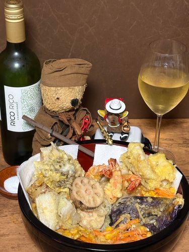 天ぷら祭り❗️
今宵はカインズのシャルドネとともに🥂✨