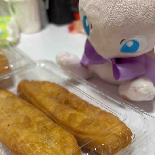 ミュウちゃんそれは揚げパンっていうんだよ