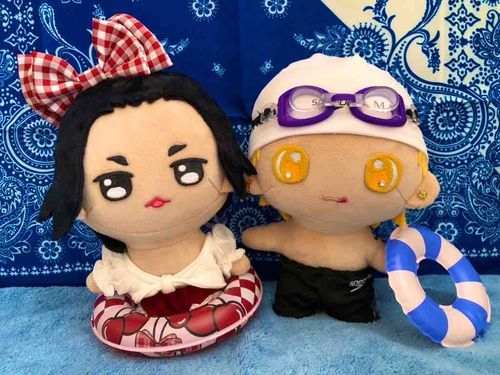 ゼロ「ぼくも水着を着たよ👙✨」
AS「キュートだぜゼロちゃん😍💕赤が似合うな❣️」
ゼロ「君の気合いの入った競泳スタイルも良いね👍✨」
AS「オリンピック期間だからな！」