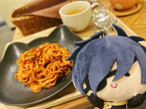 たちよった かふぇで ほんものの ねこちゃん が てんちょう をしてたよ！
なぽりたん おいしかったなぁ。
いちごだいふく は くりーむちーず の ふうみ で なんだか おしゃれ だったねぇ。
